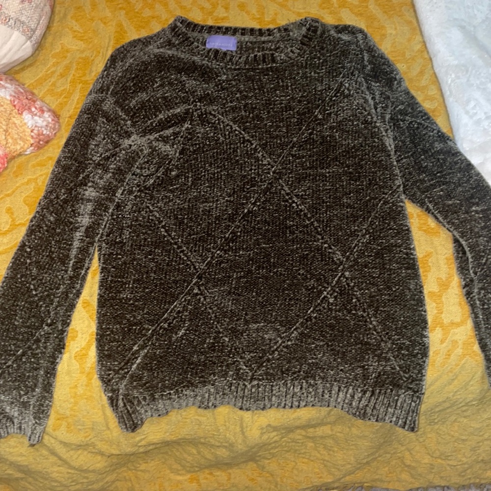 Laura Scott Olive Green sweater